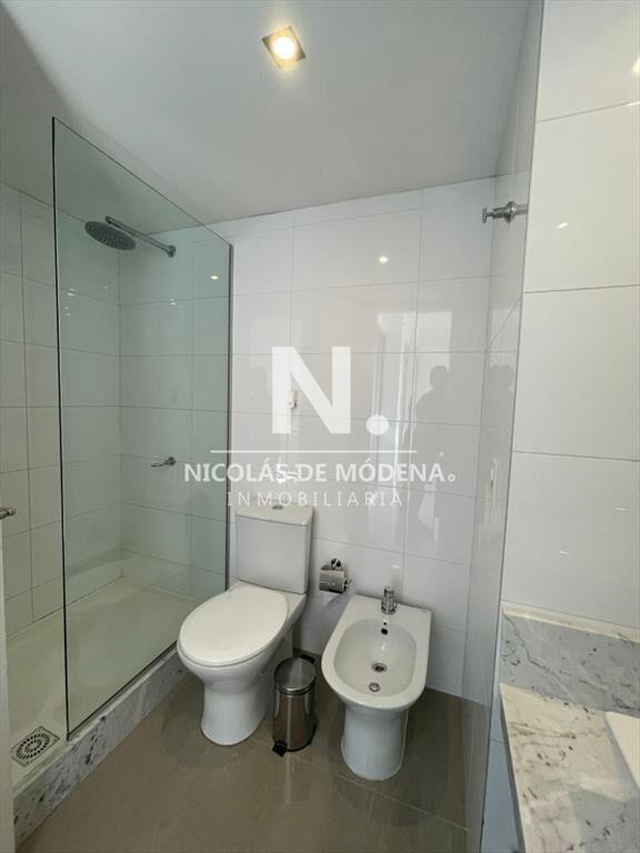 Amplio departamento en venta en punta del este