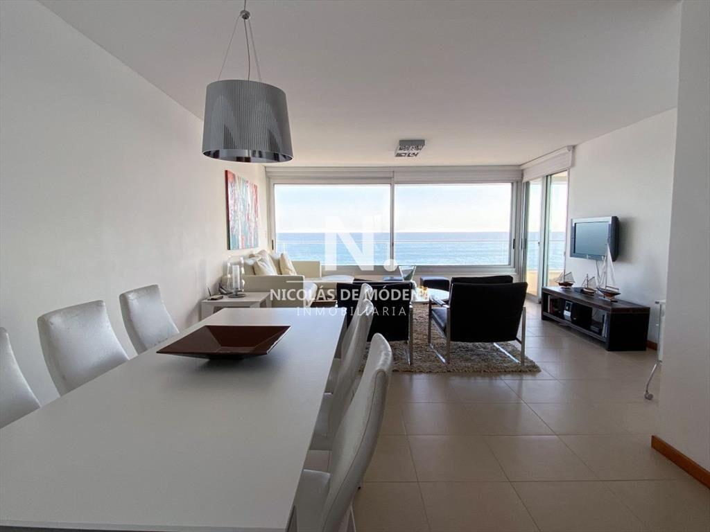Alquila apartamento en Peninsula Punta del Este, de 3 dormi