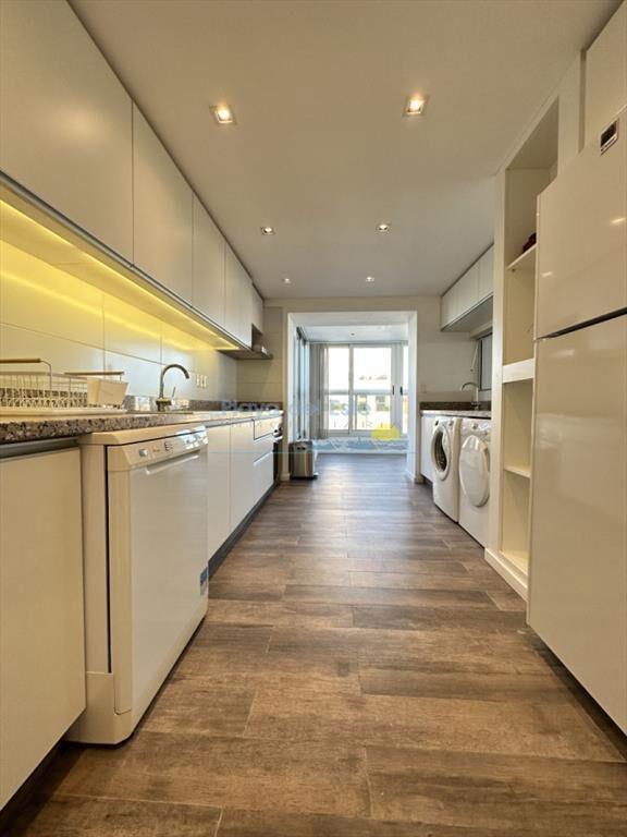 Penthouse primera linea mansa