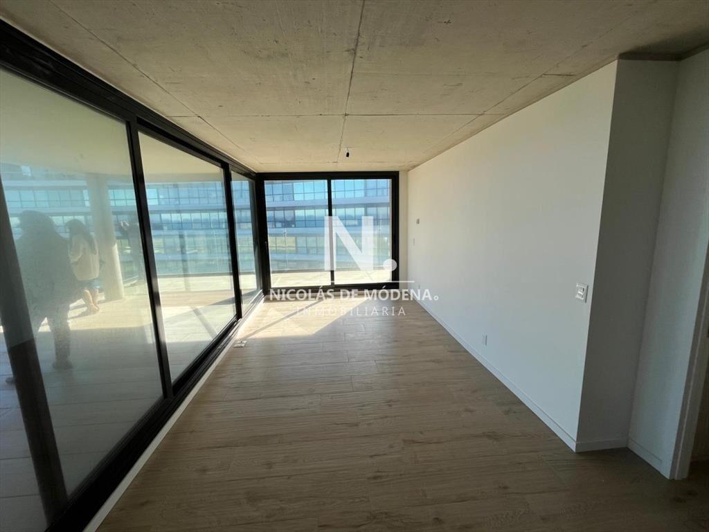 Unidad en venta, a estrenar frente al mar, 2