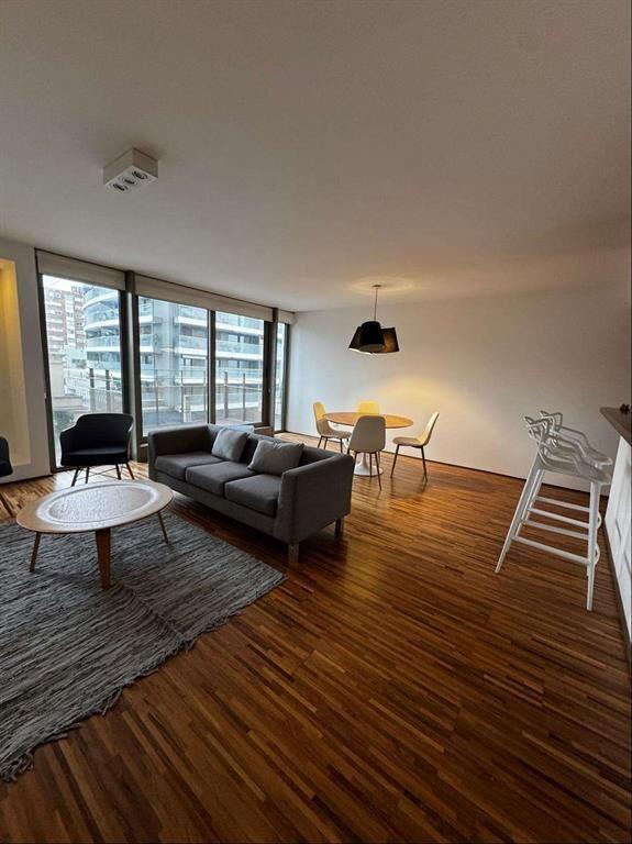 ALQUILER CON MUEBLES DE 2 DORMITORIO Y 2 BAÑOS EN PUNTA CAR