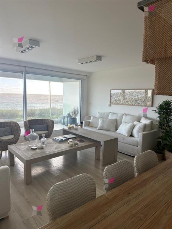EXCELENTE APARTAMENTO A LA VENTA CON TODA LA AL 3
