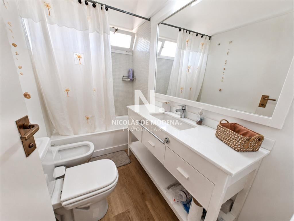 En venta casa de 5 dormitorios en Punta del Este,
