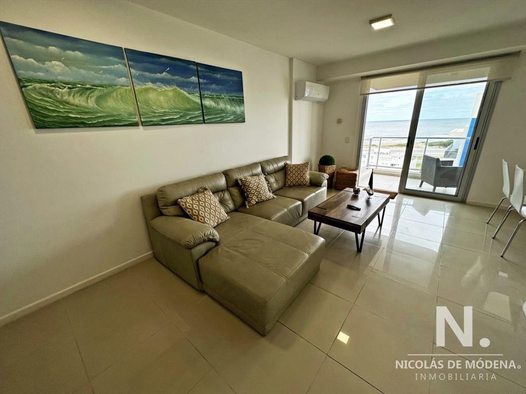 Nuevo al mercado! Destacado con vista al mar! Arenas del Ma
