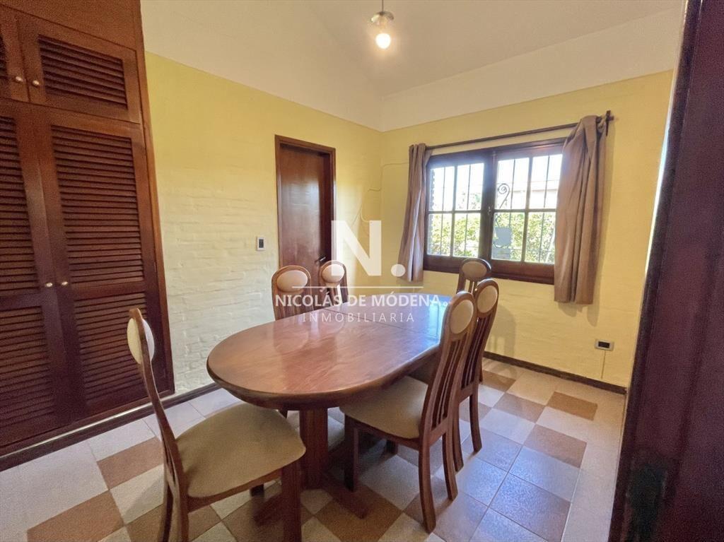 VENTA DE CASA DE 3 DORMITORIOS A METROS DE ZONA
