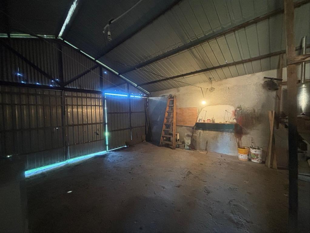Casa, gje, galpón de 220 m2 y terreno de 1475 m2