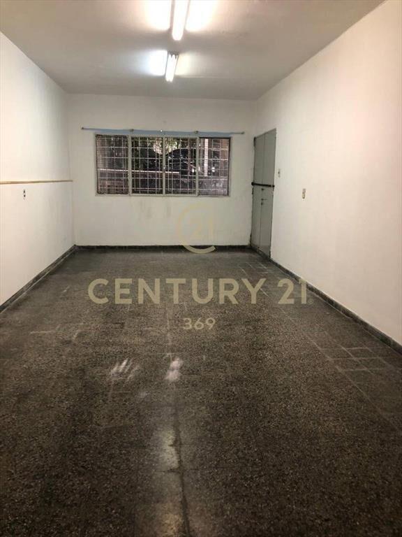 Venta Local comercial 130 m2.2 garajes.Brazo Oriental.Con...