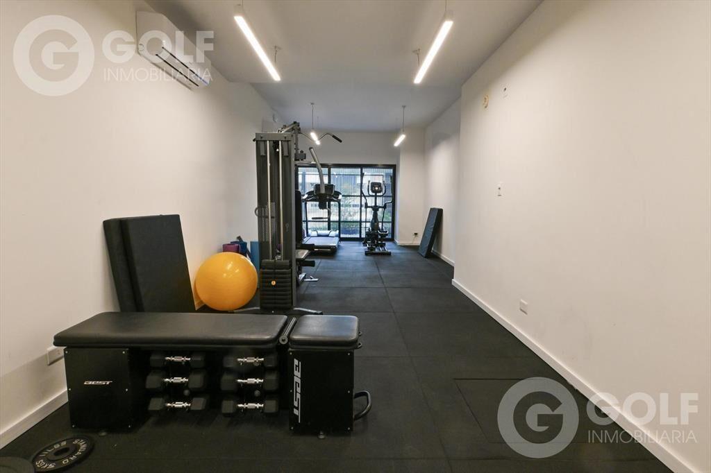 Venta de Penthouse de 3 dormitorios y terraza en Punta Carr