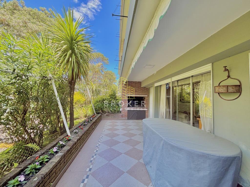 venta punta del este apartamento parrillero mansa