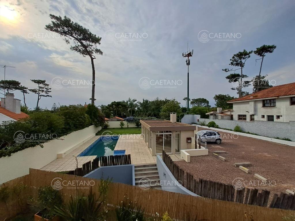 Departamento de 1 dormitorio en venta a metros del mar. Tan
