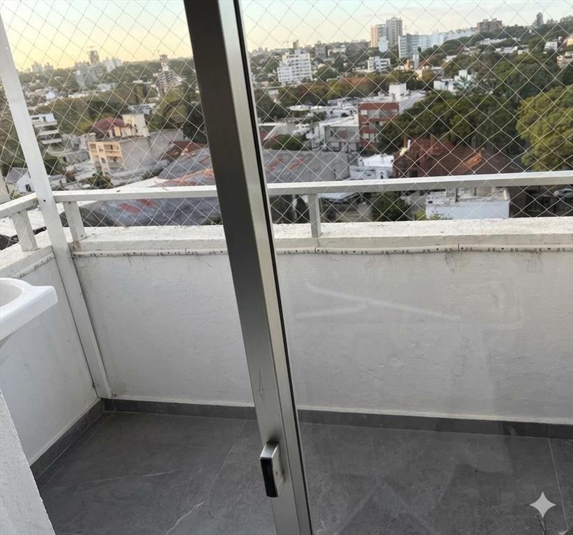 Alquiler Apartamento Penthouse Dúplex en Malvin Hermosa Vis