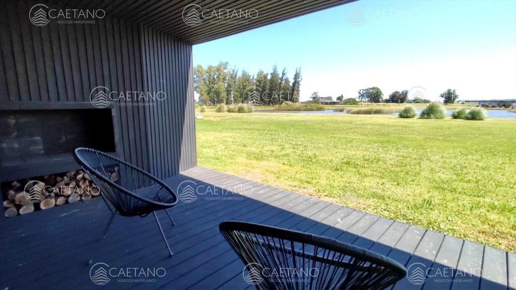 Casa en venta en barrio privado El Quijote