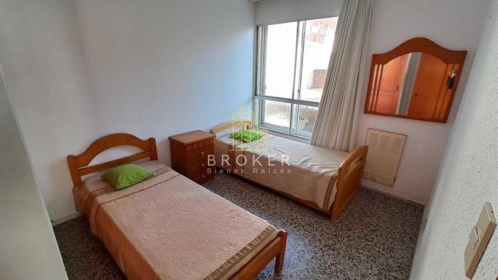 Apartamento de dos dormitorios en Península.