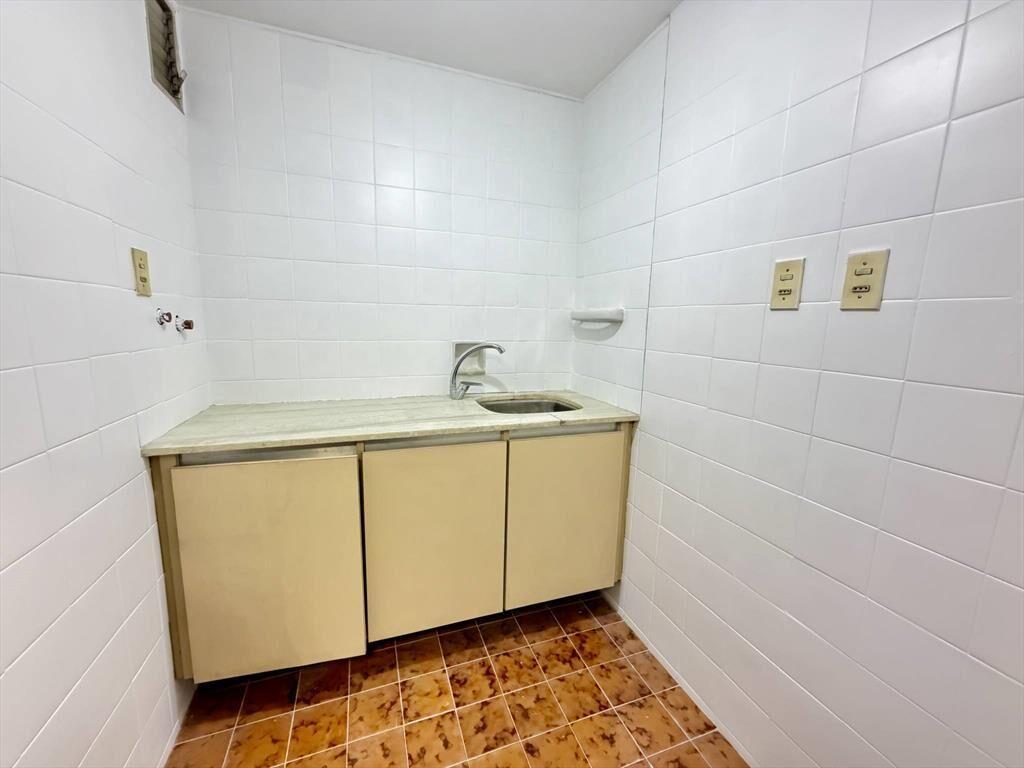Venta de Oficina al frente en Cordón