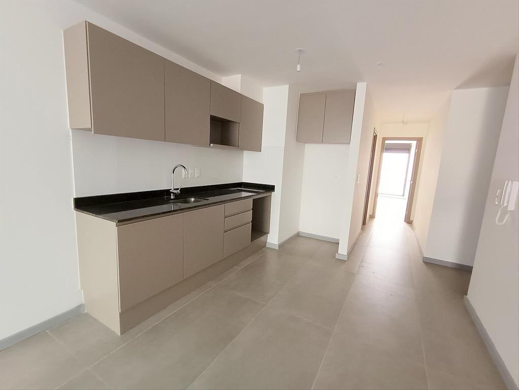 Apartamento venta primer piso con patio garaje 1 dormitorio