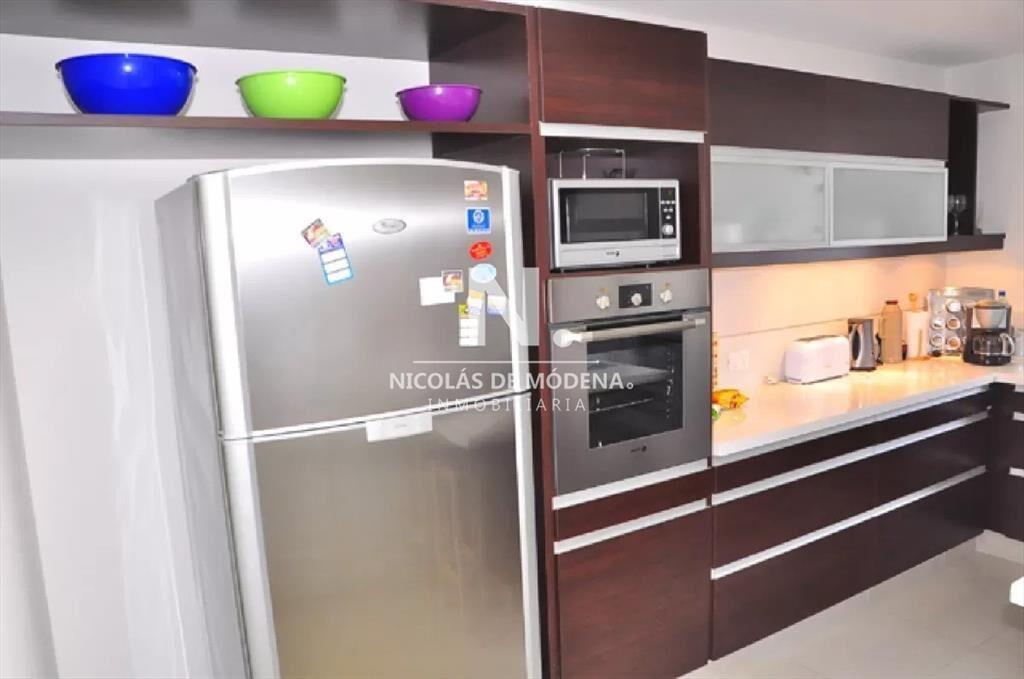 Apartamento a pasos de playa Brava!