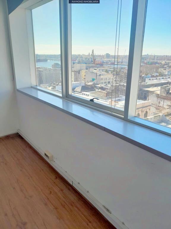 Alquiler oficina 127m2 Ciudad Vieja gge opcional