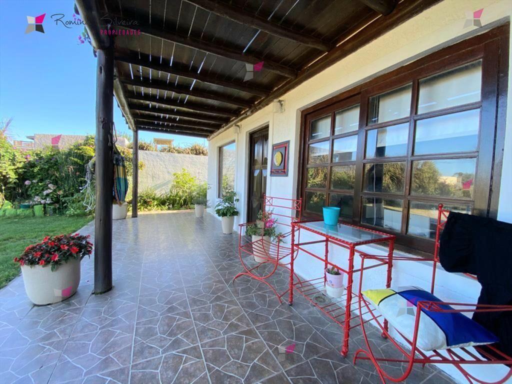 Casa de cuatro dormitorios en Manantiales
