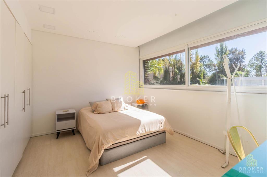 Venta Casa Punta del Este La Arbolada Barrio con