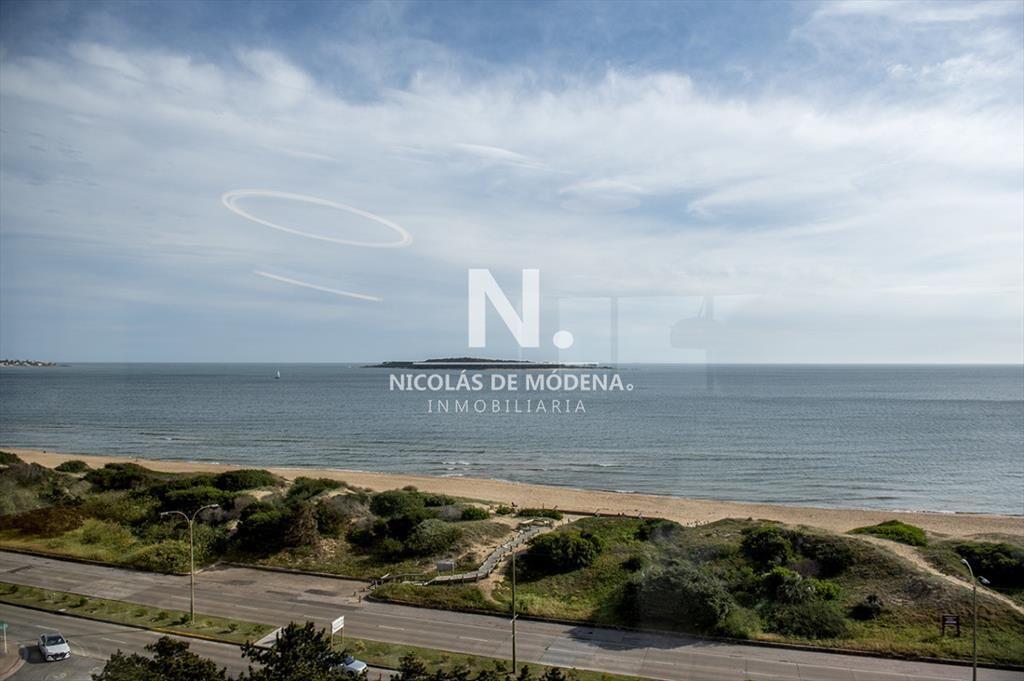 Espectacular departamento de 3 dorm. en alquiler