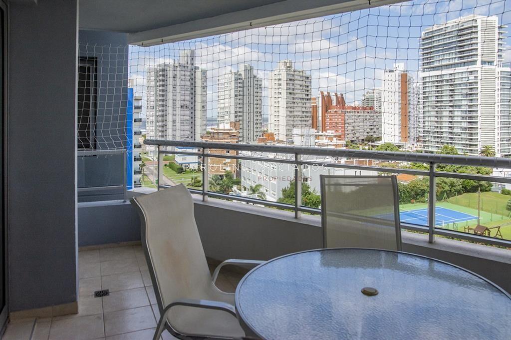 Apartamento en venta de 3 dormitorios en Forest Tower , Pun