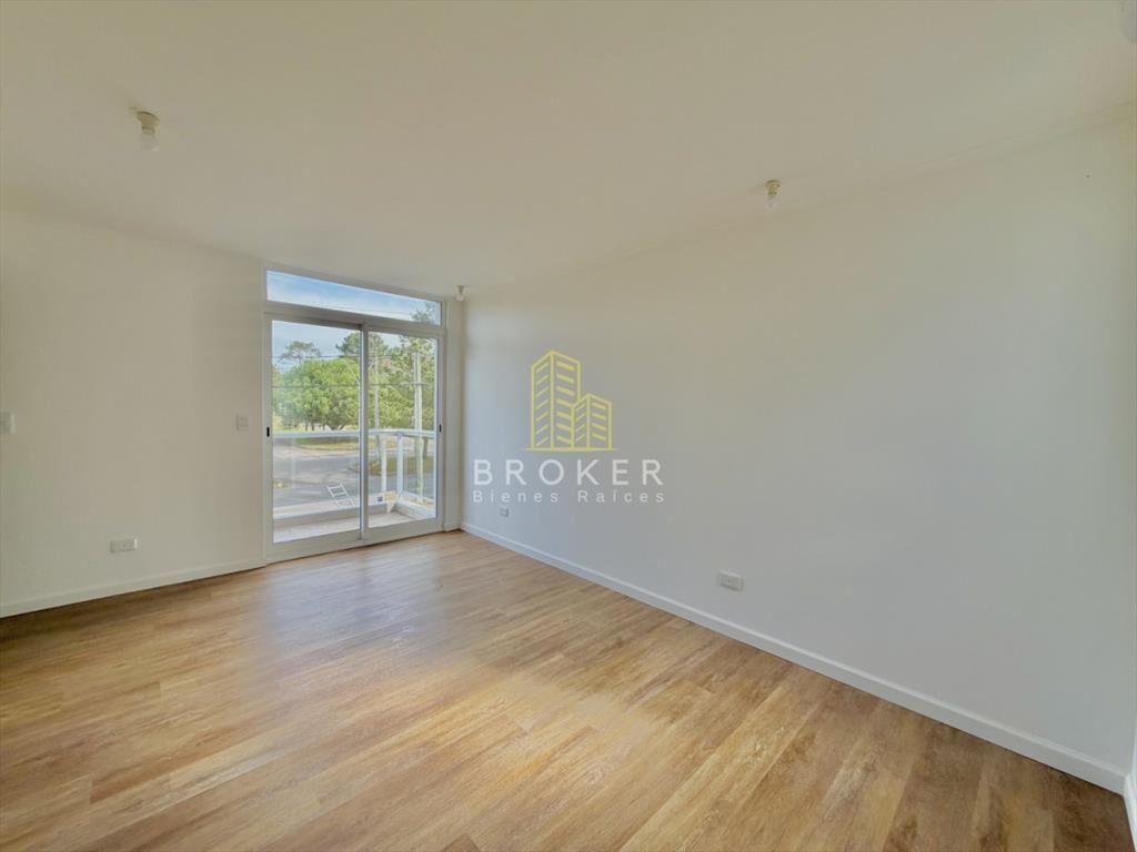 Venta casa 3 dormitorios punta del este Jardines