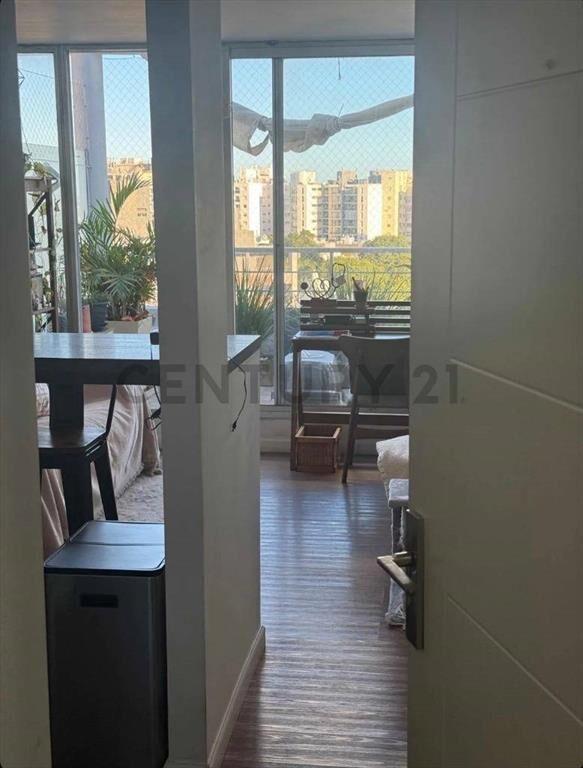 Venta Pocitos – Penthouse Frente 1 Dormitorio con terraza...