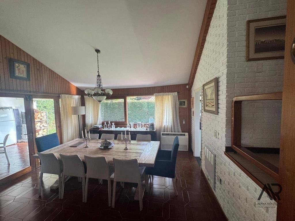 Casa en venta de 4 dormitorios en Playa Mansa