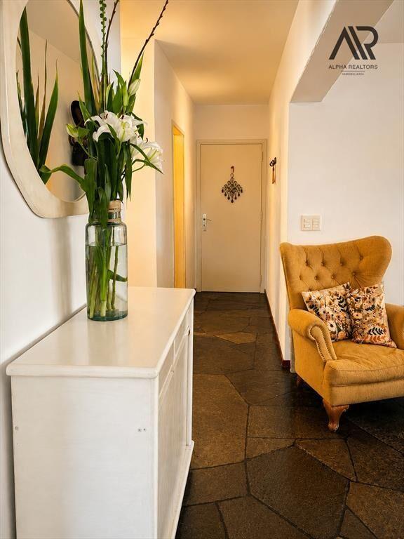 Apartamento en venta c/ cochera en Península