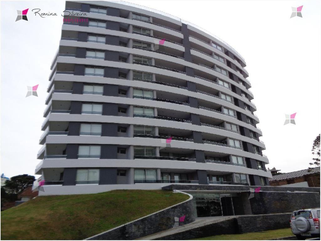 VENTA DE APARTAMENTO DE 2 DORMITORIOS EN TORRE ESMERALDA PU