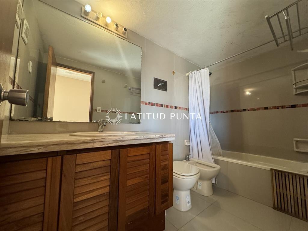 Apartamento en Roosevelt, 3 dormitorios