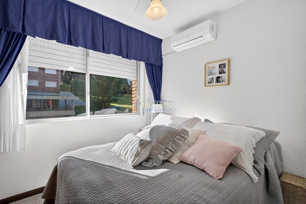 Venta Apartamento de 4 dormitorios en Punta del