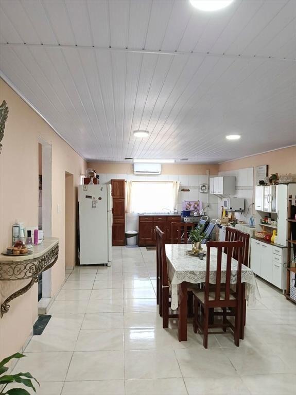 VENTA CASA 1 DORM + GJE + APTO EN CENTRO DE RIVERA