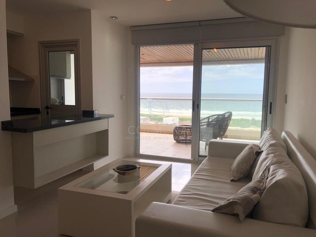 Apto en la Brava con excelente vista al mar -