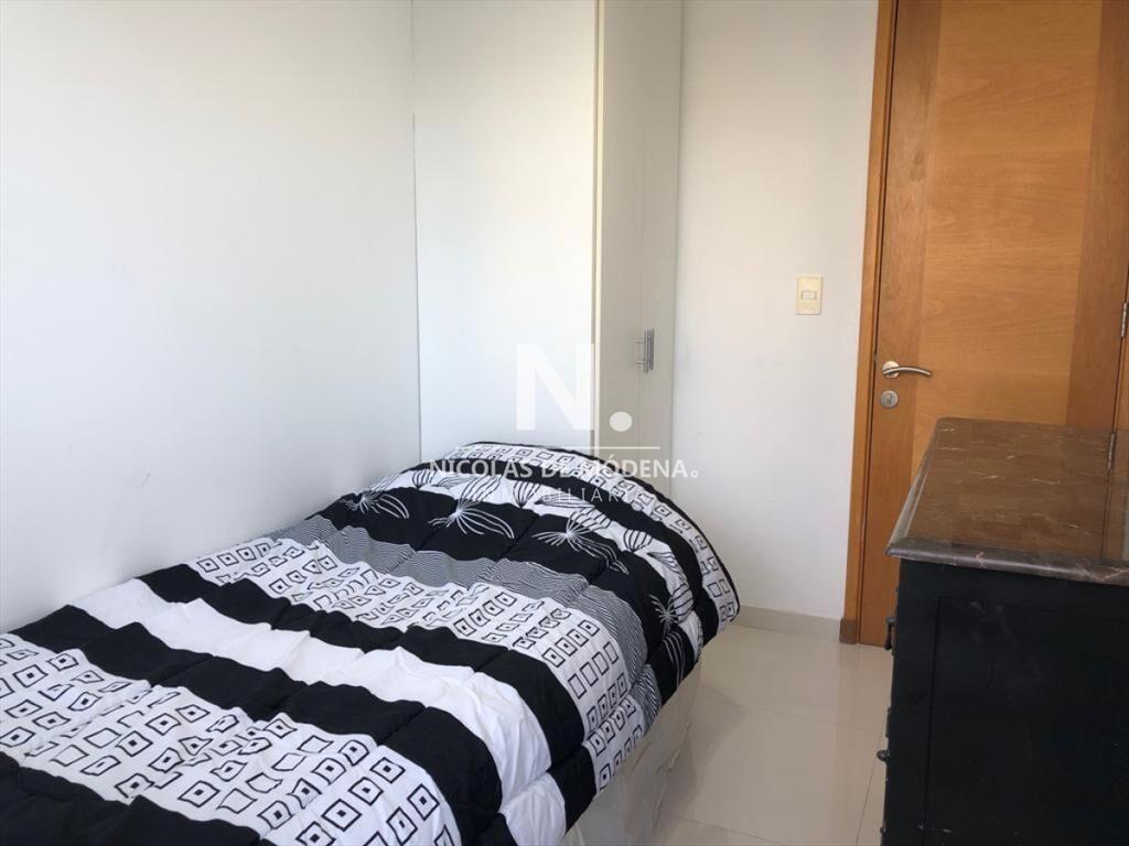 Apartamento en Venta y Alquiler, Mansa, Punta del
