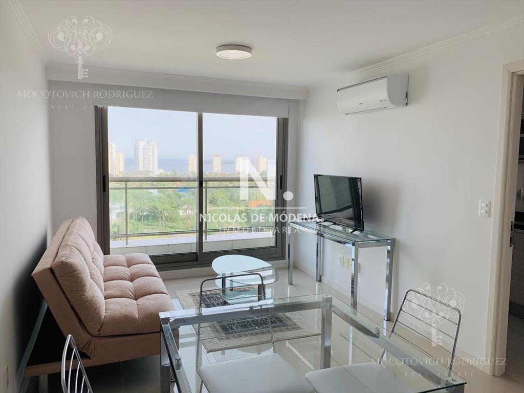 Vende apartamento de 1 dormitorio en Punta del