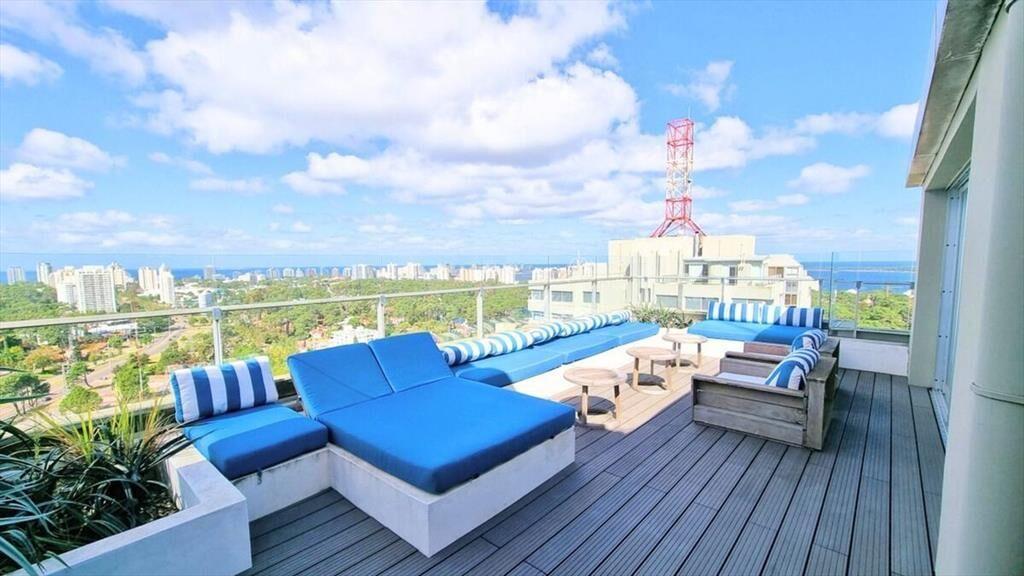 VENTA APARTAMENTO 4 DORMITORIOS PUNTA DEL ESTE