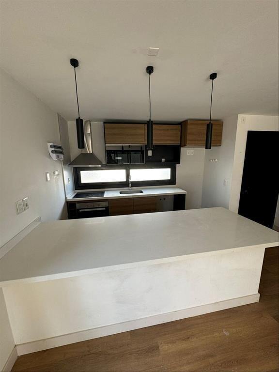 EXCLUSIVA CASA A ESTRENAR, 3 DORMITORIOS, EN EL BARRIO ALMA