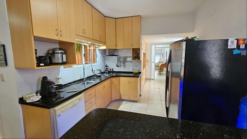 CASAS EN PRADO – IDEAL INVERSIÓN O RENTA DOBLE  Excelente u