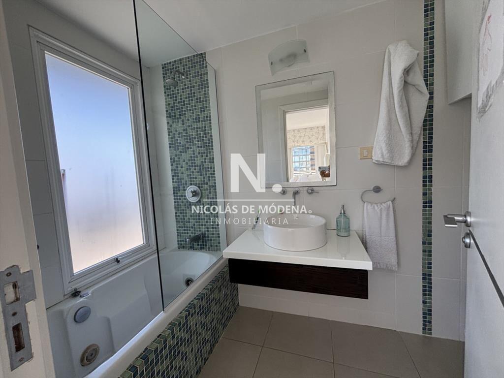 Venta Chiverta Torre Manhattan piso alto