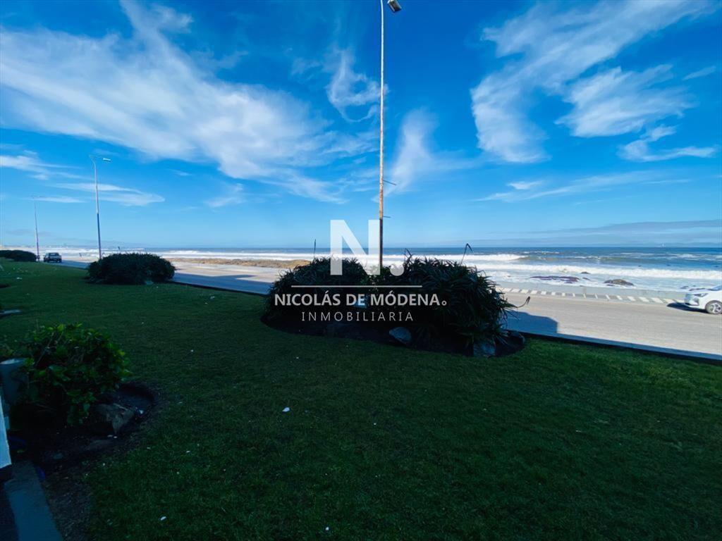 Apartamento en venta de 3 dormitorios en Punta