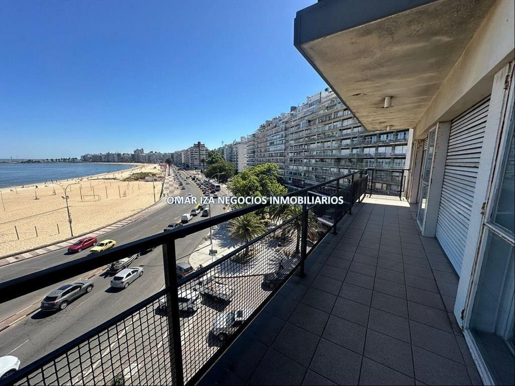 Venta apartamento 4 dormitorios Pocitos, sobre Rambla con e