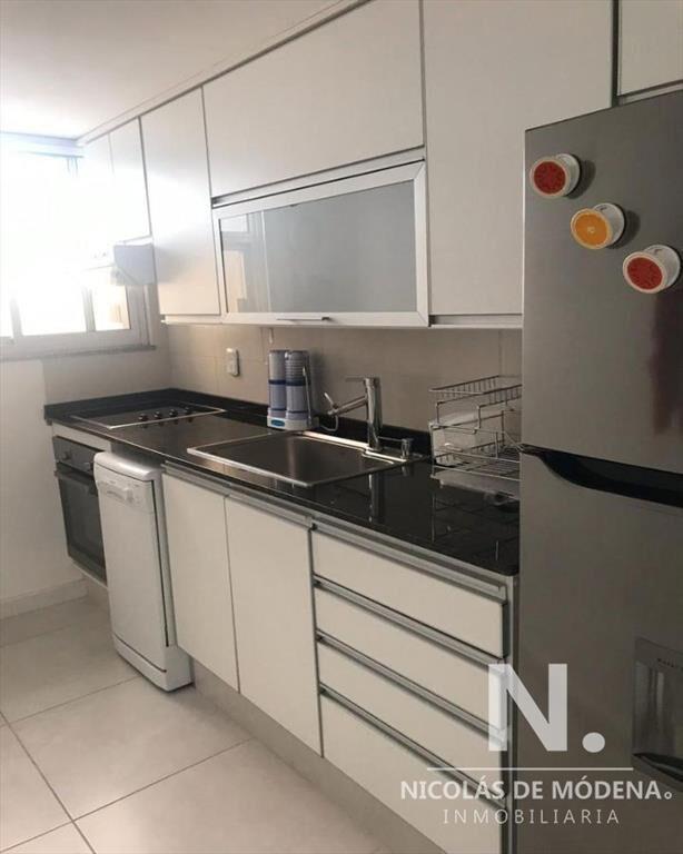 Apartamento reciclado de 2 dormitorios a metros del mar