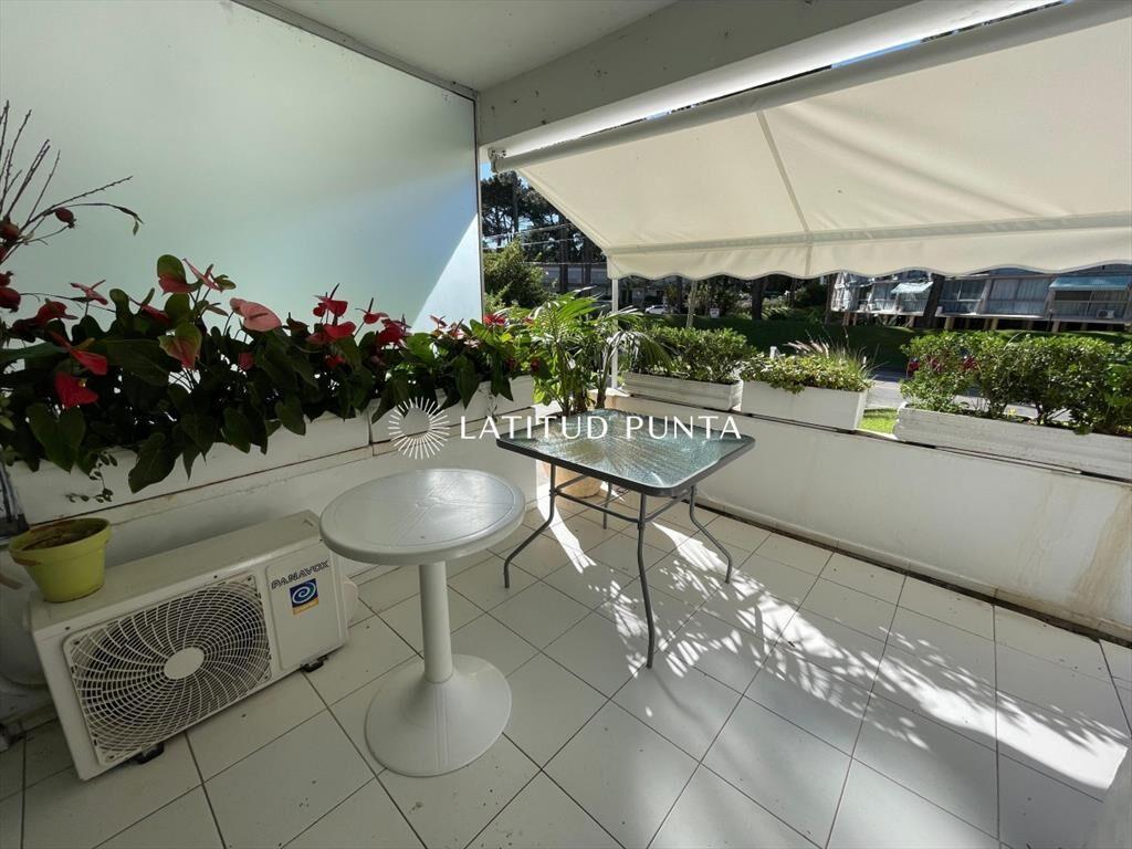 Mansa, apartamento de 2 dormitorios