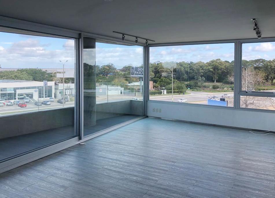 VENTA CON RENTA - OFICINA - CARRASCO - PTE. AMERICAS