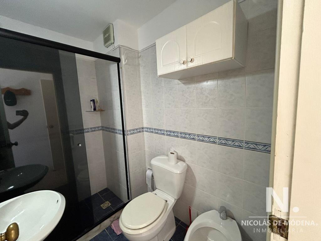 Venta de apartamento de dos dormitorios en Aidy Grill, Punt