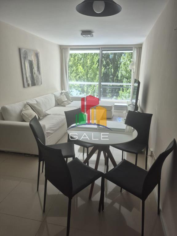 Apartamento en Venta de 2 dormitorios en Punta del Este Sob