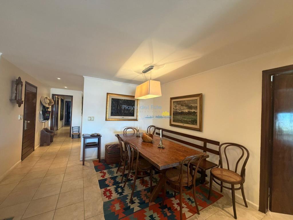 Apartamento en Venta de 3 dormitorios en el de