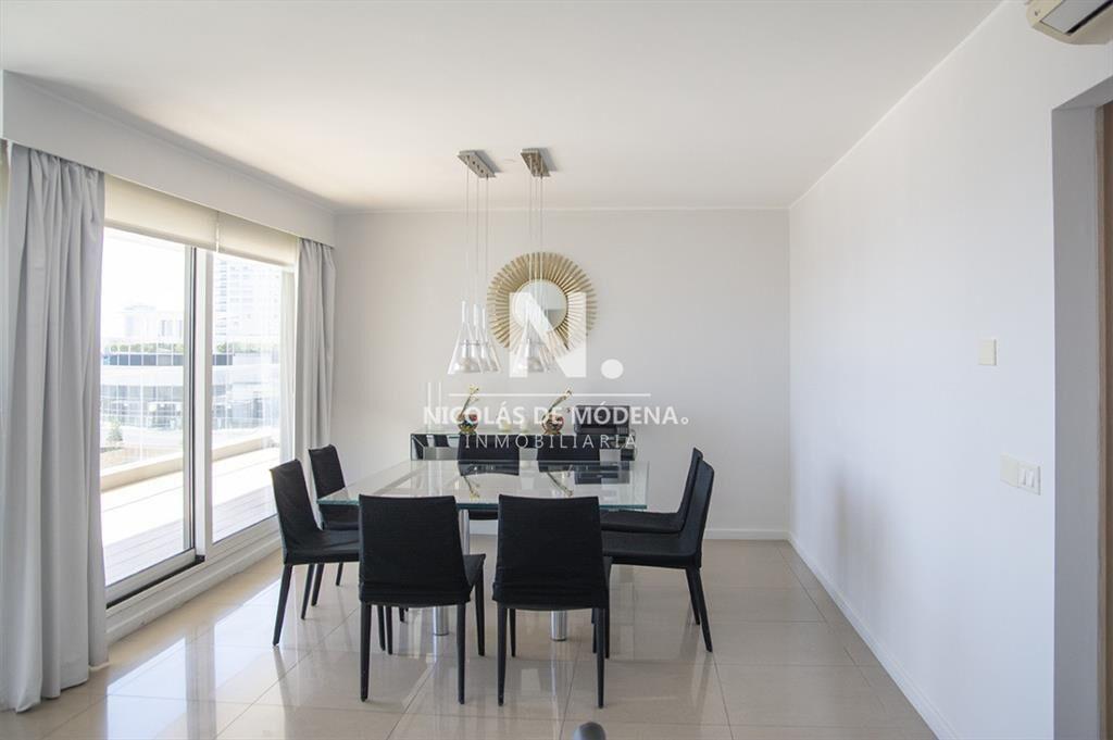 Hermoso departamento en venta. Alexander