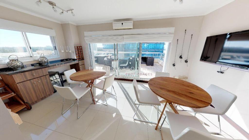 Excelente apartamento en venta en Torre Lobos,